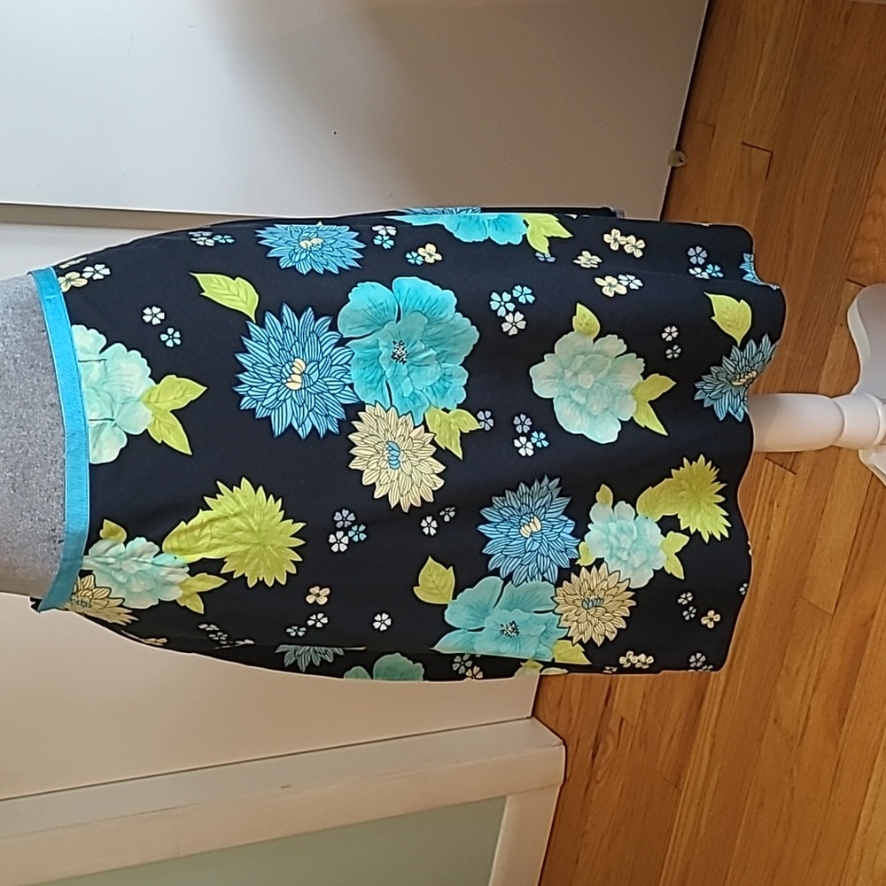 George Skirt - Picture 2 of 5